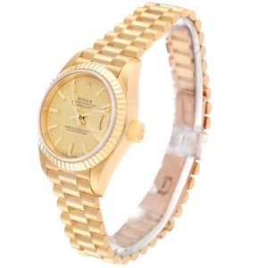 Ladies Rolex 26mm Presidential Solid 18K Gold Watch W/Gold Dial & Fluted Bezel.