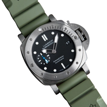 Load image into Gallery viewer, Panerai Luminor Submersible 1950 3 Days Black Steel Diver Automatic Pam682 Watch