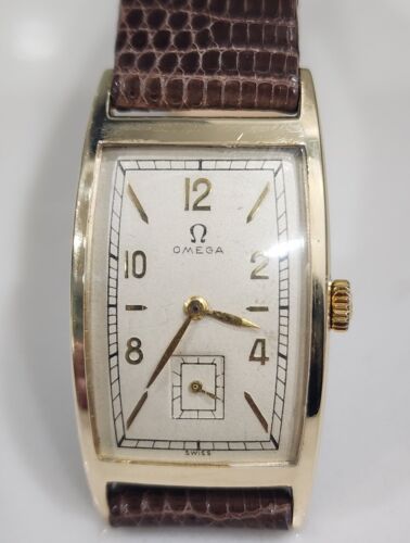 Omega Curvex SOLID 14k GOLD Case 17 jewel Cal. R17.8 Very Rare Men's 22mm Watch